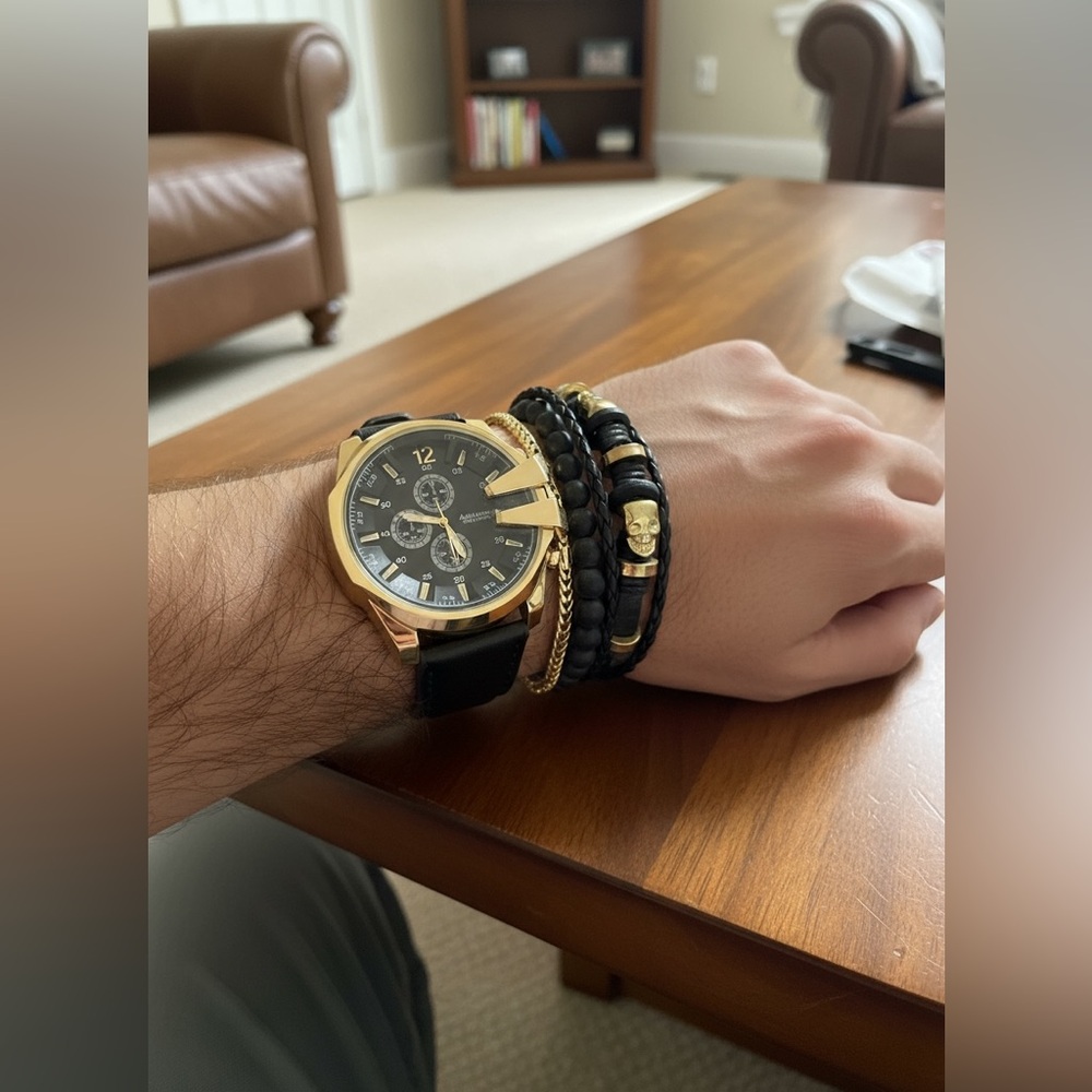 American Exchange Men’s Gold & Black Watch & Bracelet Set NWT - Picture 8 of 9